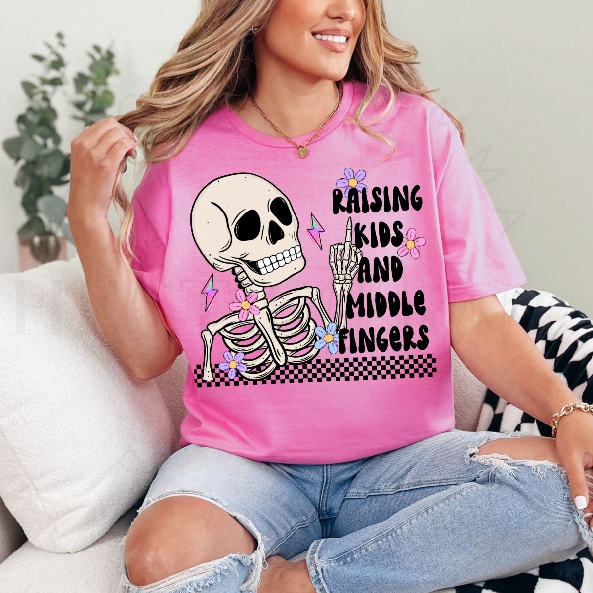 RAISING KIDS AND MIDDLE FINGERS - DTF TRANSFER